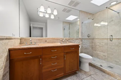 $900,000 | 105 Hooker Avenue, Sonoma, CA 95476