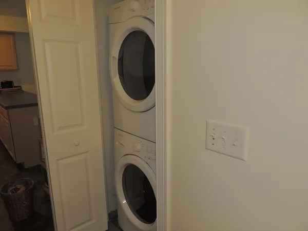 $264,900 | 27 Greenleaves Drive, Unit 709, Amherst, MA 01002