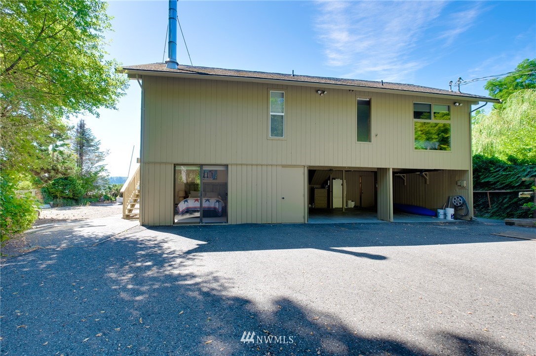 7051 Northeast North Shore Road Belfair, WA 98528 - Photo 21 of 25