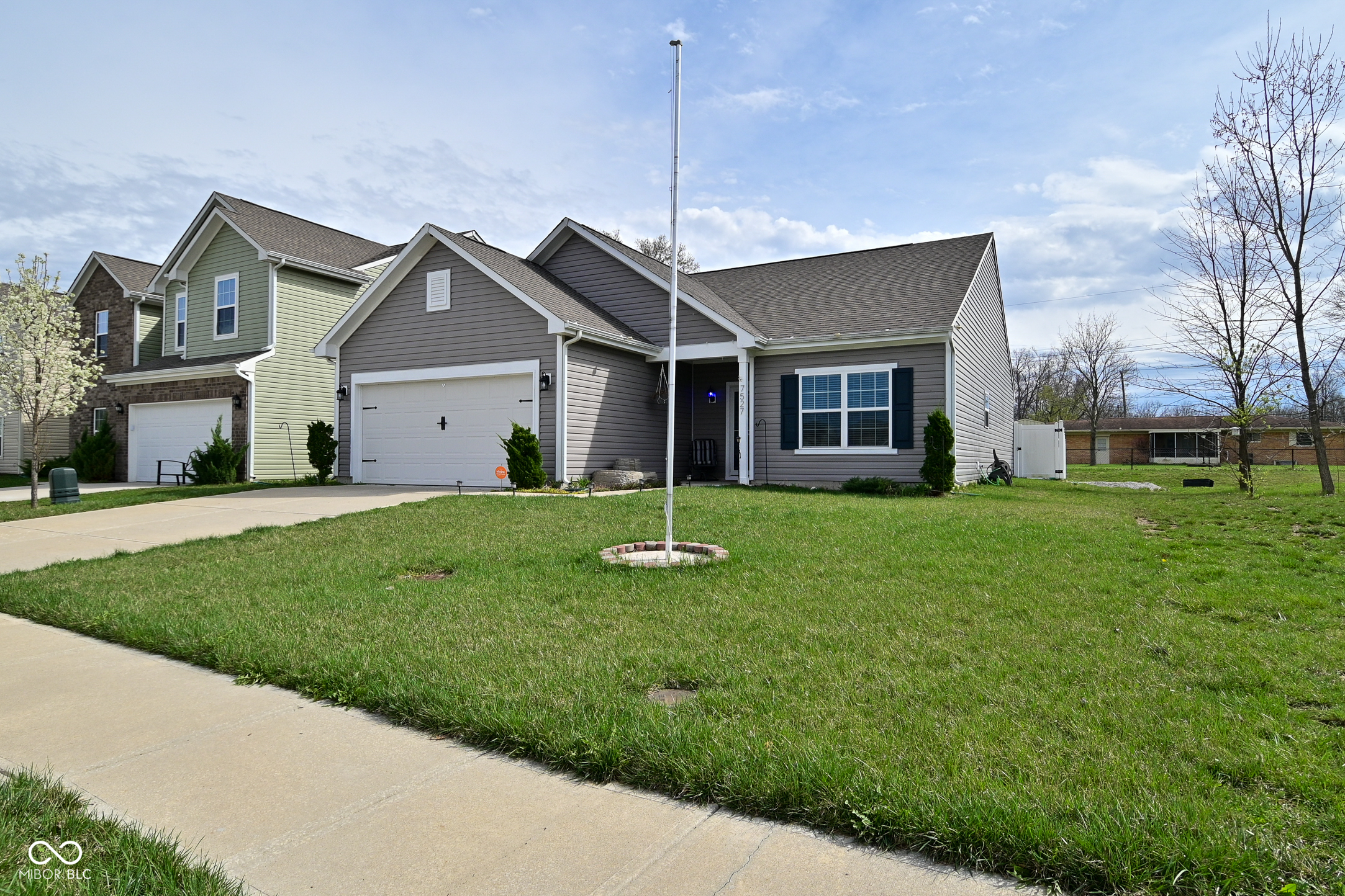 7527 Derek Drive Camby, IN 46113 - Photo 2 of 41