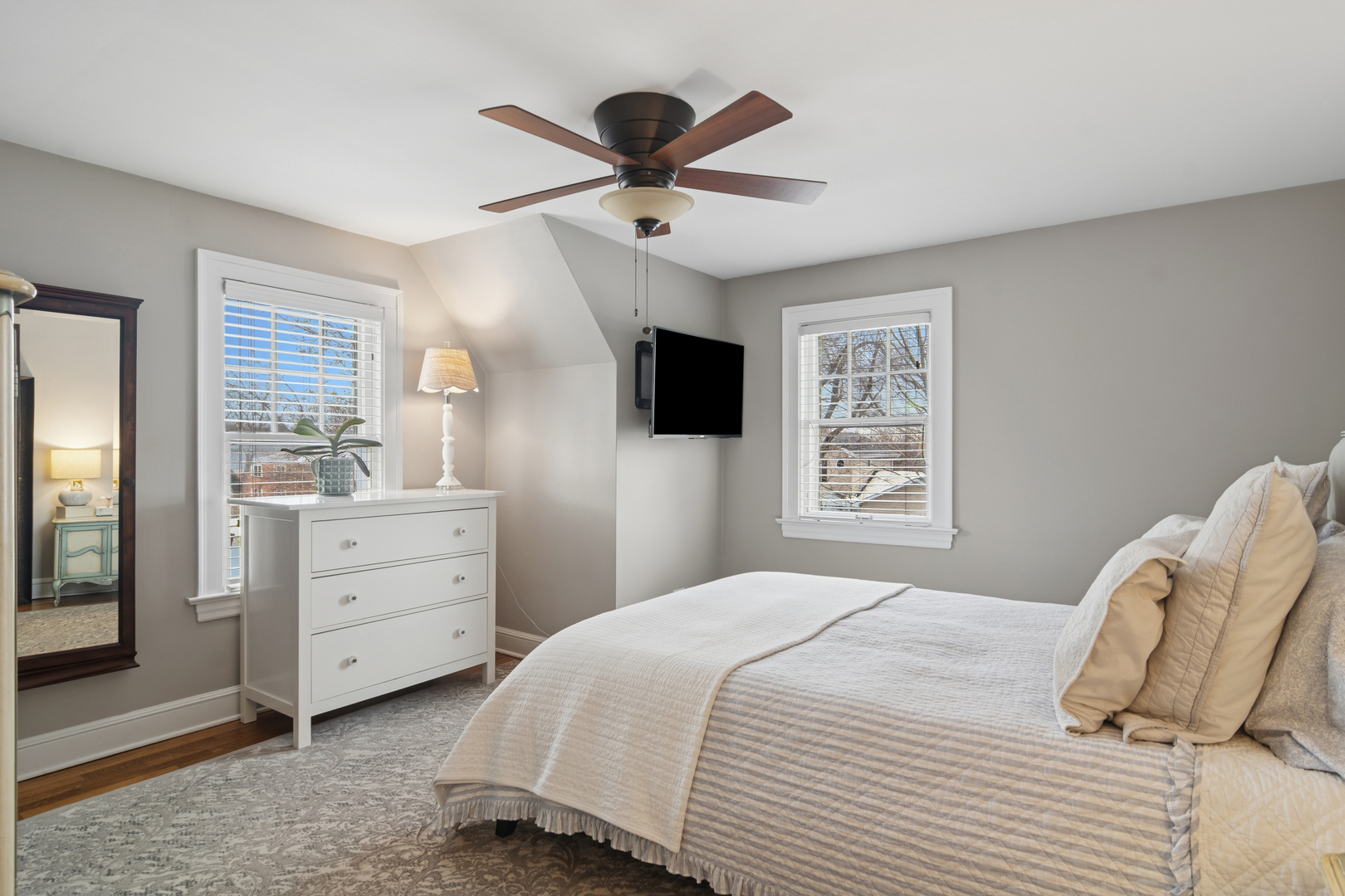 131 Walton Street Barrington, IL 60010 - Photo 15 of 26 a bedroom with a bed and a window
