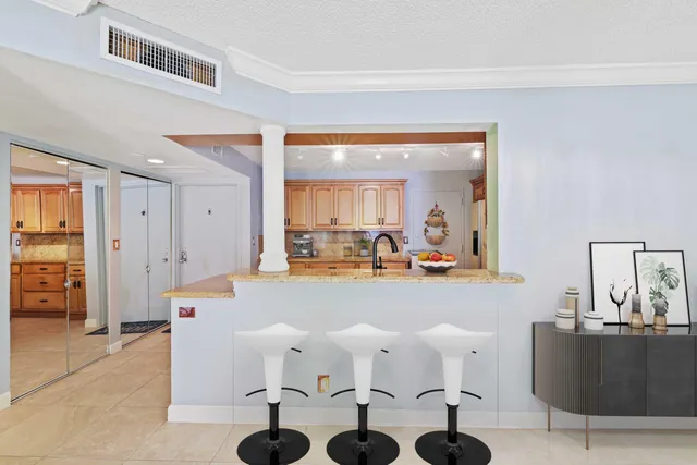 $450,000 | 1147 Hillsboro Mile, Unit 309, Hillsboro Beach, FL 33062