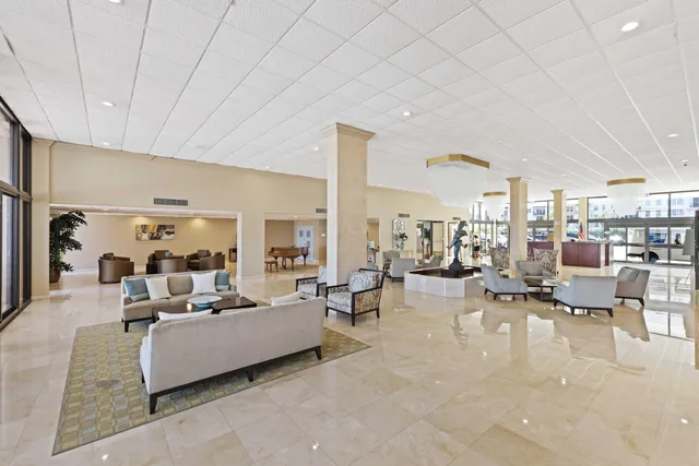 $450,000 | 1147 Hillsboro Mile, Unit 309, Hillsboro Beach, FL 33062