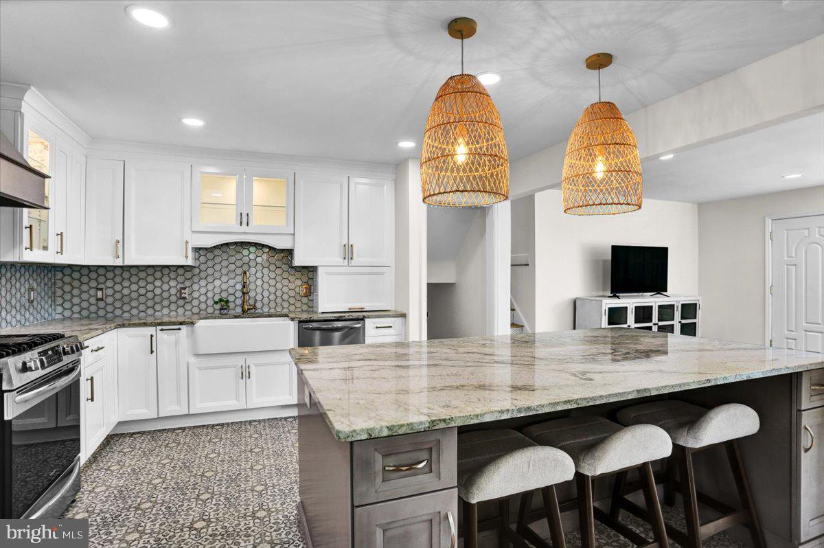 3027 Grandview Boulevard Sinking Spring, PA 19608 - Photo 5 of 47 New lighting throughout the home