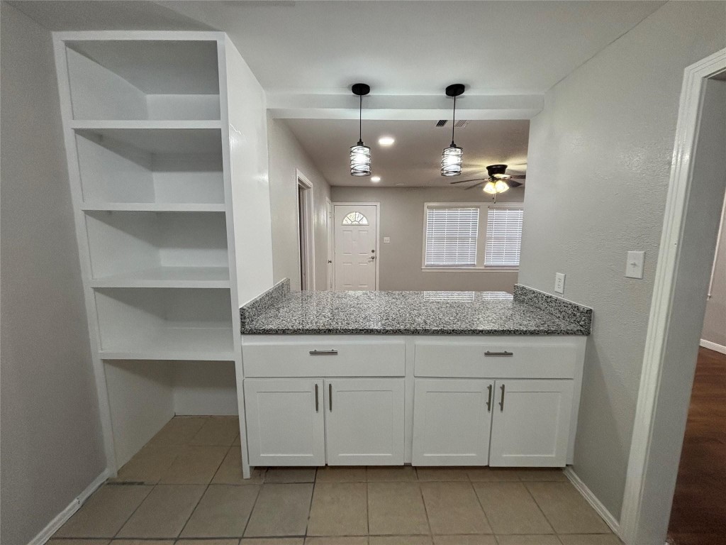 1401 Austin Street La Marque, TX 77568 - Photo 5 of 16 kitchen