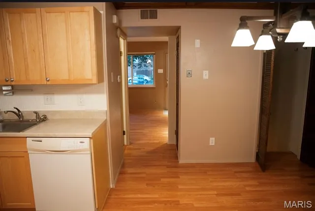 $167,000 | 10573 Carroll Wood Way, St. Louis, MO 63128