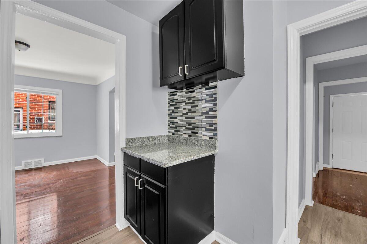 17212 Sunderland Road Detroit, MI 48219 - Photo 11 of 24 11-17212 Sunderland Rd-11