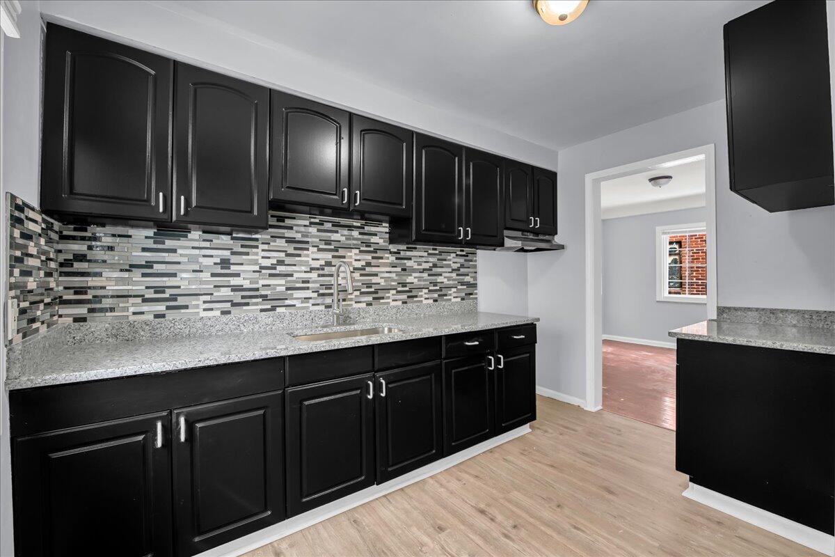 17212 Sunderland Road Detroit, MI 48219 - Photo 7 of 24 07-17212 Sunderland Rd-7