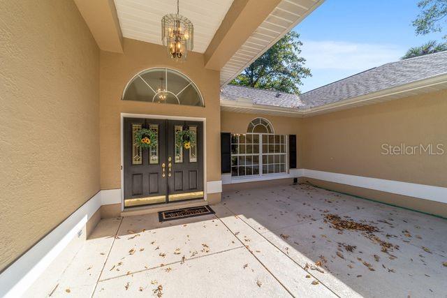4893 Southwest 4th Circle Ocala, FL 34471 - Photo 3 of 39