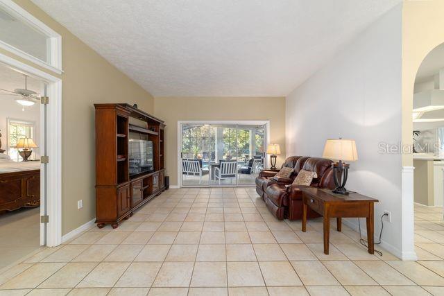 4893 Southwest 4th Circle Ocala, FL 34471 - Photo 5 of 39