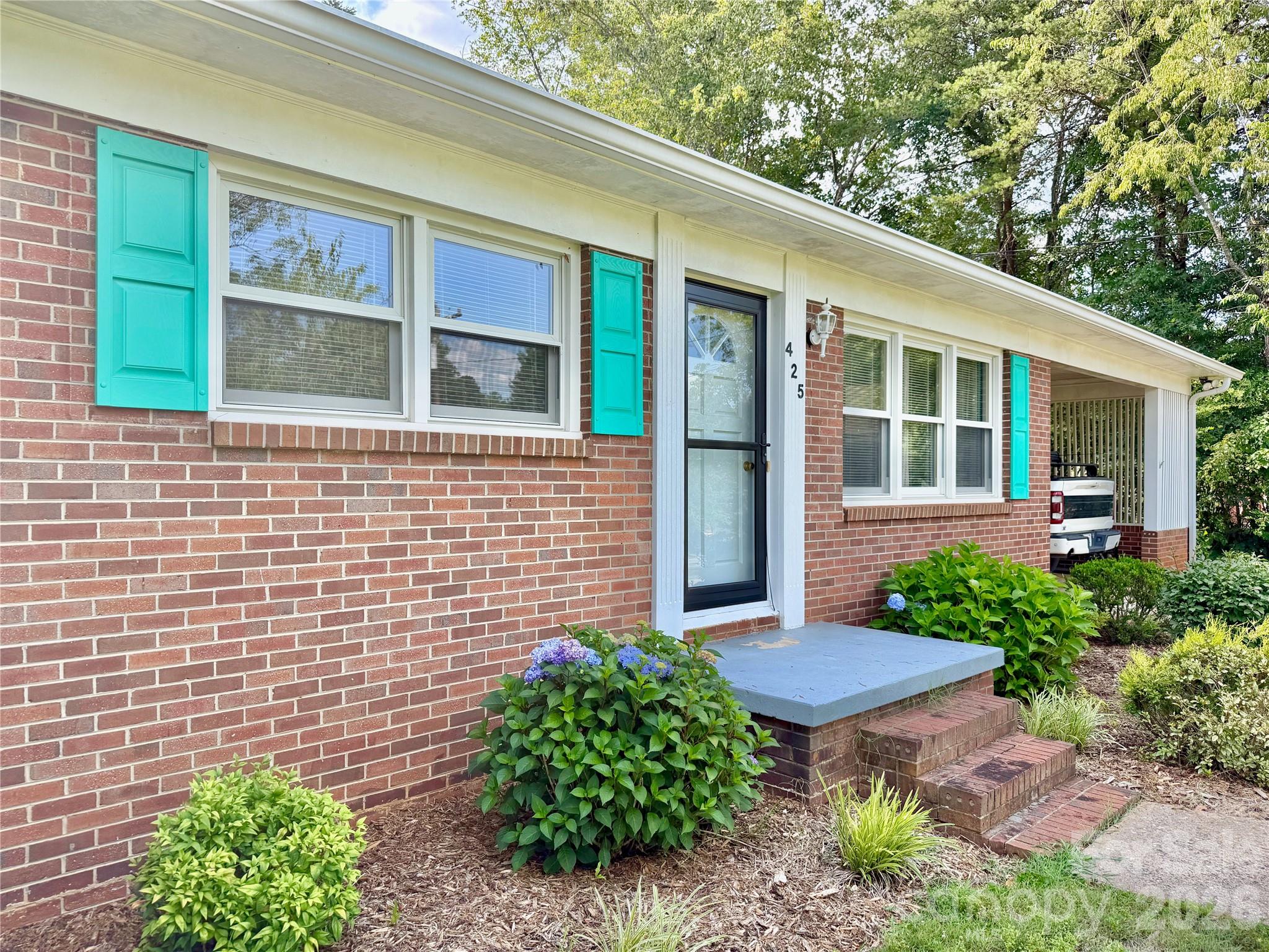 425 Bost Road Morganton, NC 28655 - Photo 6 of 30