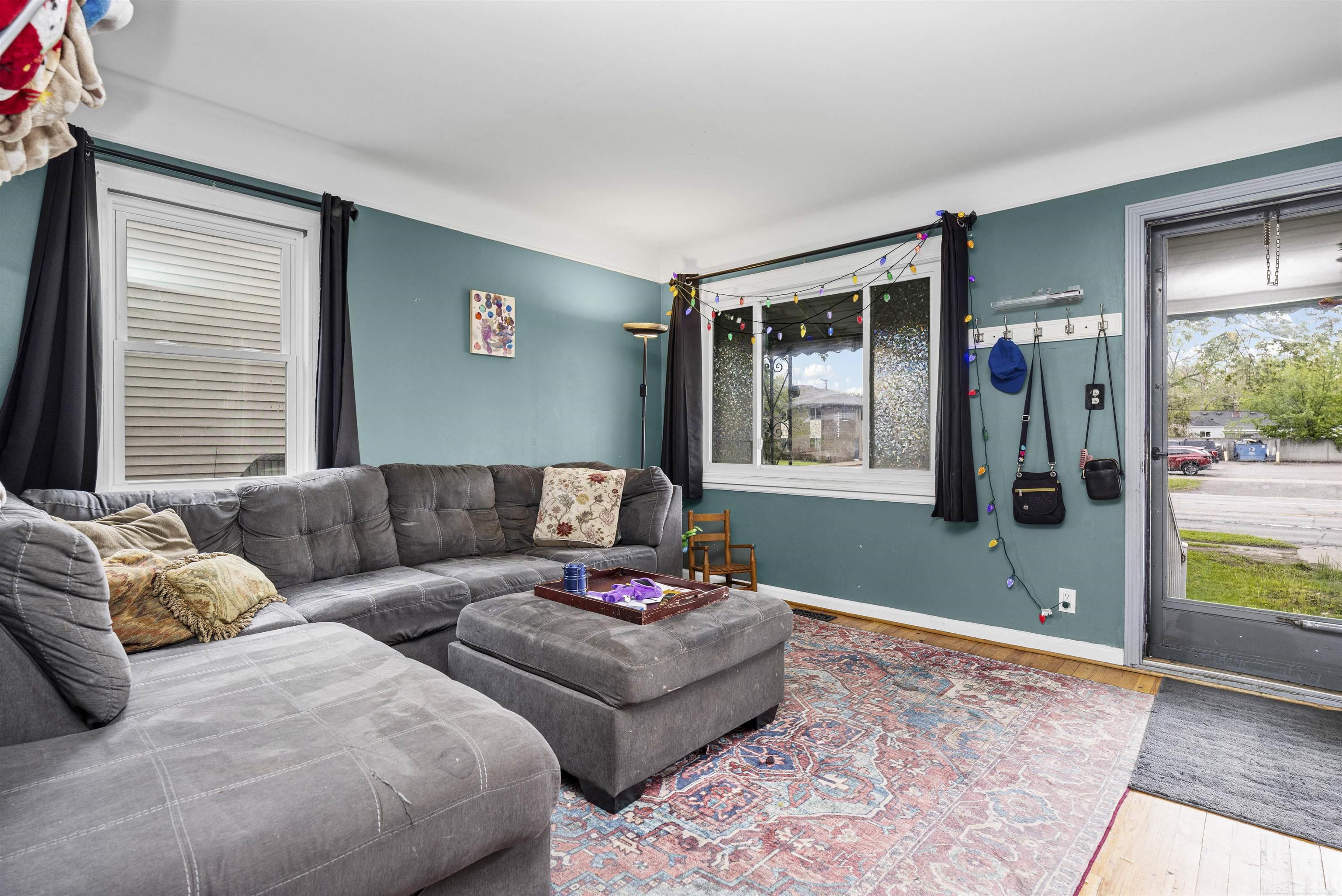 2980 Greenfield Road Berkley, MI 48072 - Photo 4 of 44