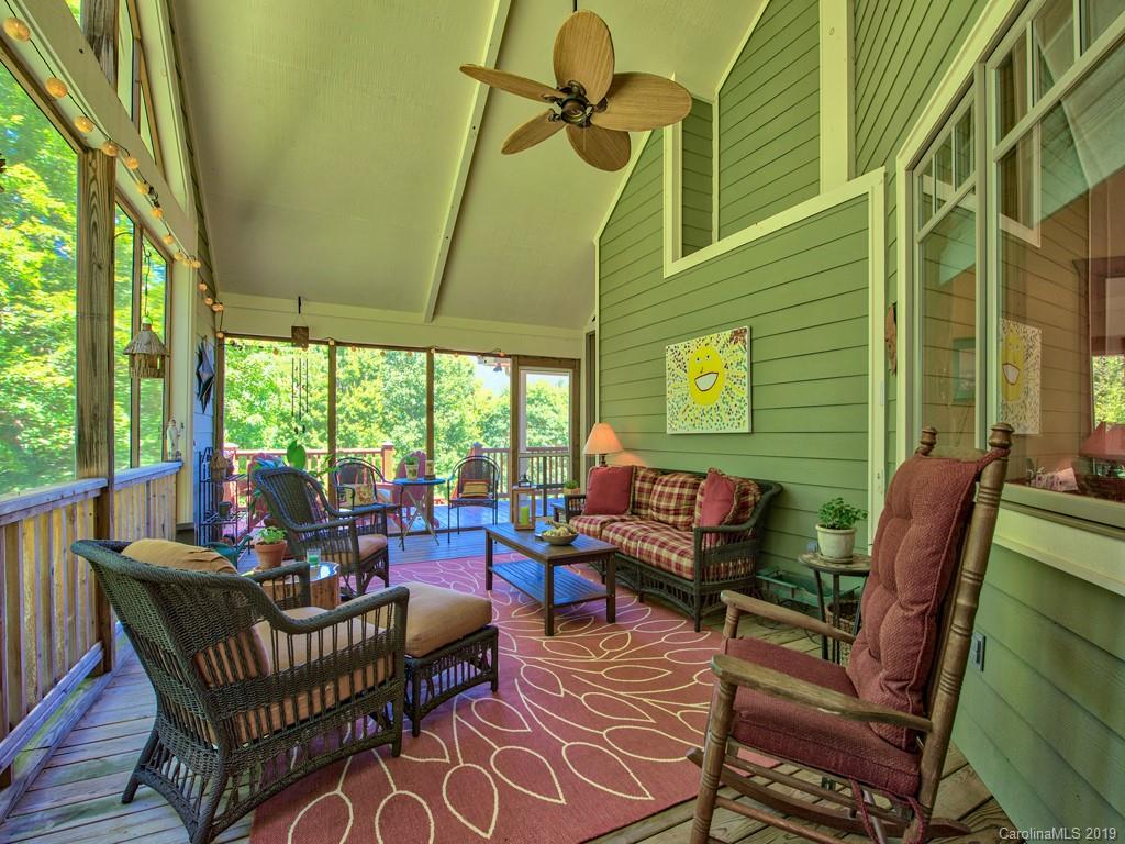 322 Timberlane Road Waynesville, NC 28786 - Photo 9 of 32 Gallery Image 9