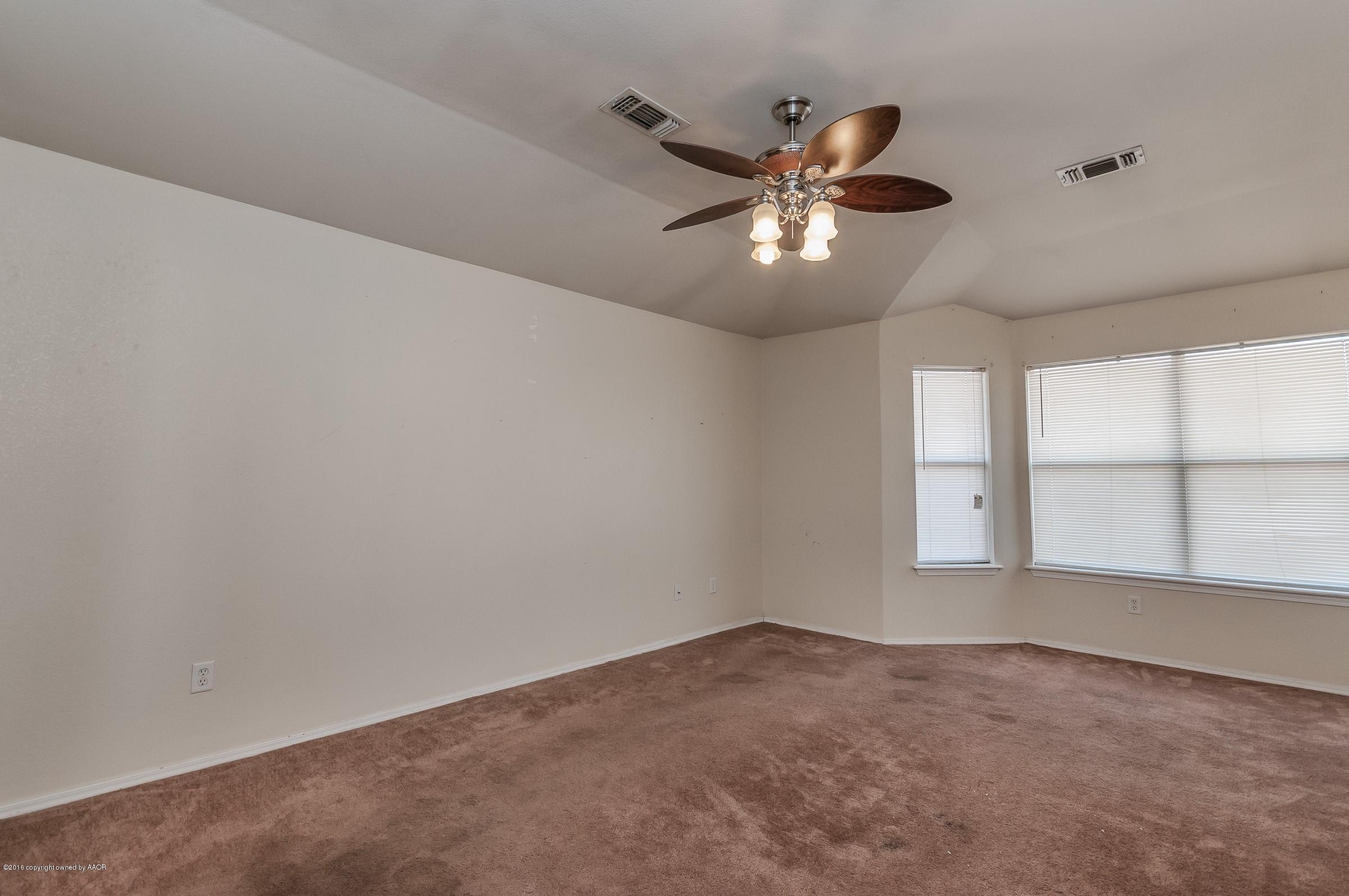 5017 Capulin Lane Amarillo, TX 79110 - Photo 3 of 19 011_Master Bedroom