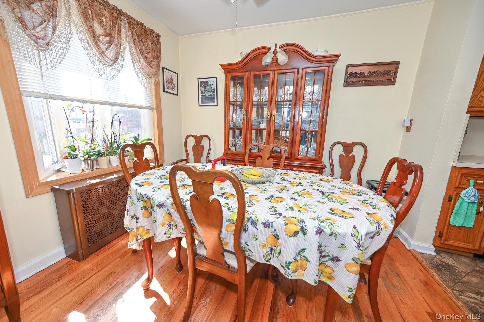 7601 58th Road Queens, NY 11379 - Photo 5 of 26 Gallery Image 5