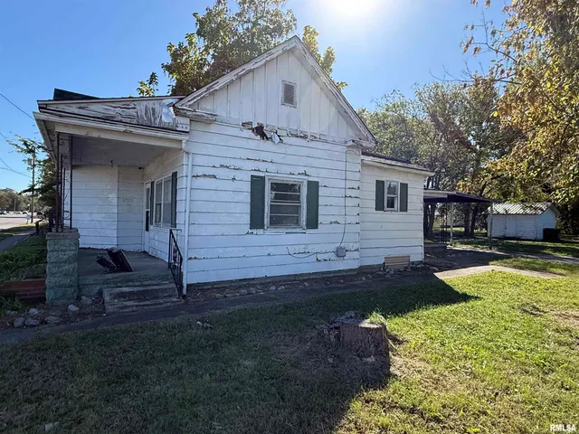$24,900 | 1010 East 5th Street, Metropolis, IL 62960