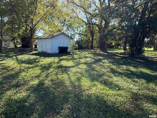 $24,900 | 1010 East 5th Street, Metropolis, IL 62960