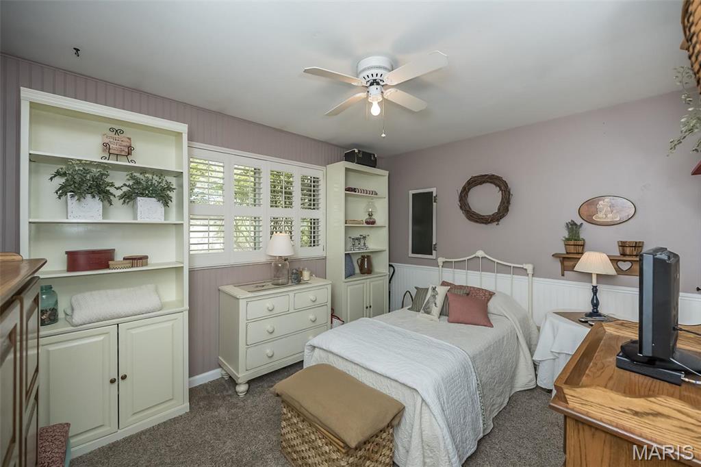 539 Blazedwood Drive Ballwin, MO 63021 - Photo 20 of 33