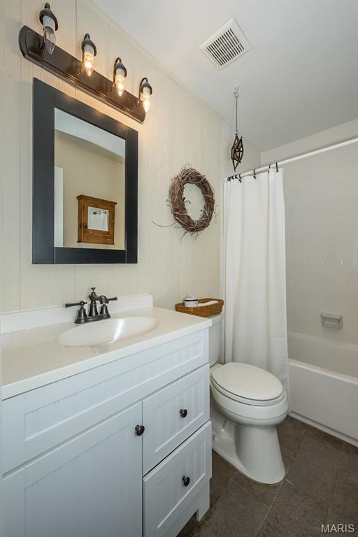 539 Blazedwood Drive Ballwin, MO 63021 - Photo 21 of 33