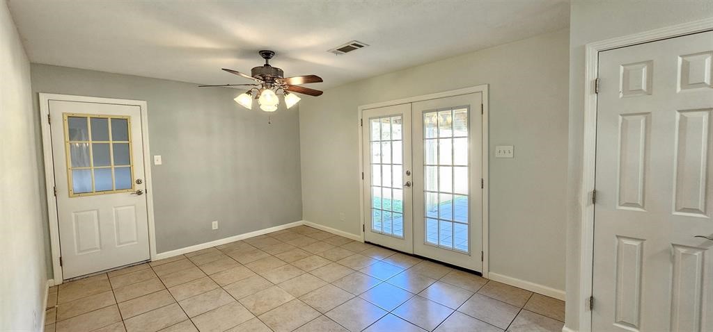 1364 Beagle Road Orange, TX 77632 - Photo 5 of 25 a view of an empty room with window