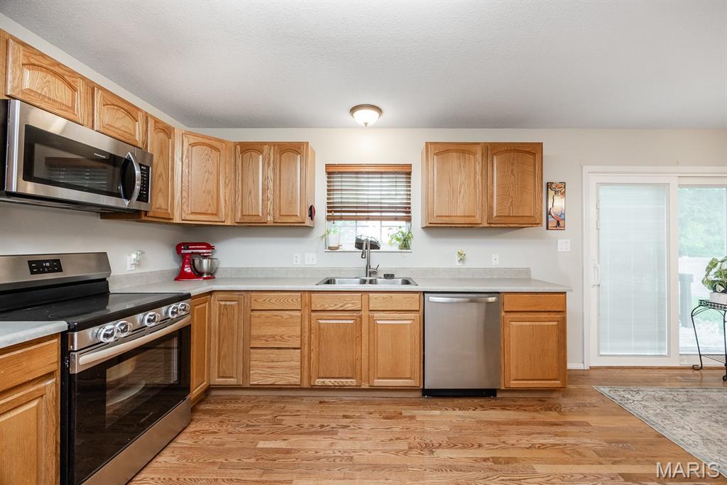 953 Benjamin Drive O'Fallon, IL 62269 - Photo 12 of 35