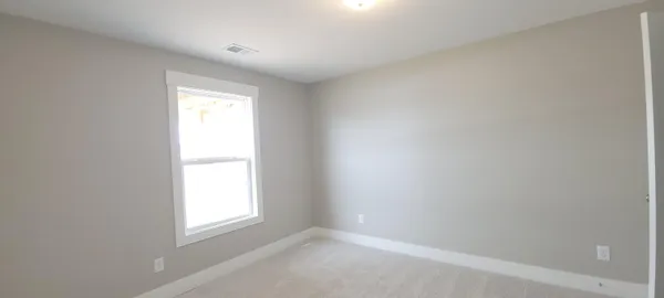 $500,000 | 5547 Canal Avenue Southwest, Unit 63, Wyoming, MI 49418