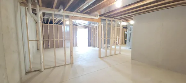 $500,000 | 5547 Canal Avenue Southwest, Unit 63, Wyoming, MI 49418