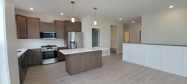 $500,000 | 5547 Canal Avenue Southwest, Unit 63, Wyoming, MI 49418