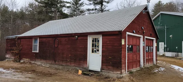 $1,100,000 | 370 Shaker Road, Concord, NH 03301