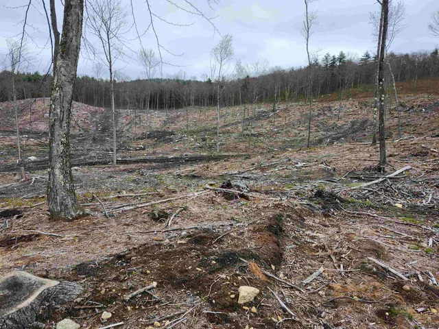 $1,100,000 | 370 Shaker Road, Concord, NH 03301