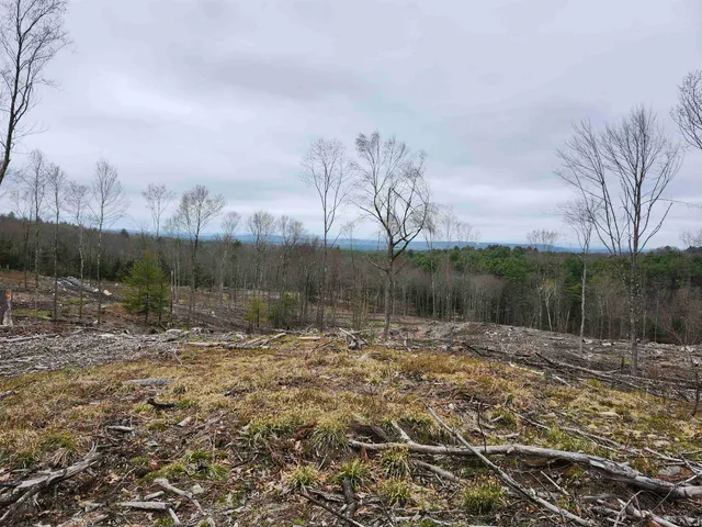 $1,100,000 | 370 Shaker Road, Concord, NH 03301