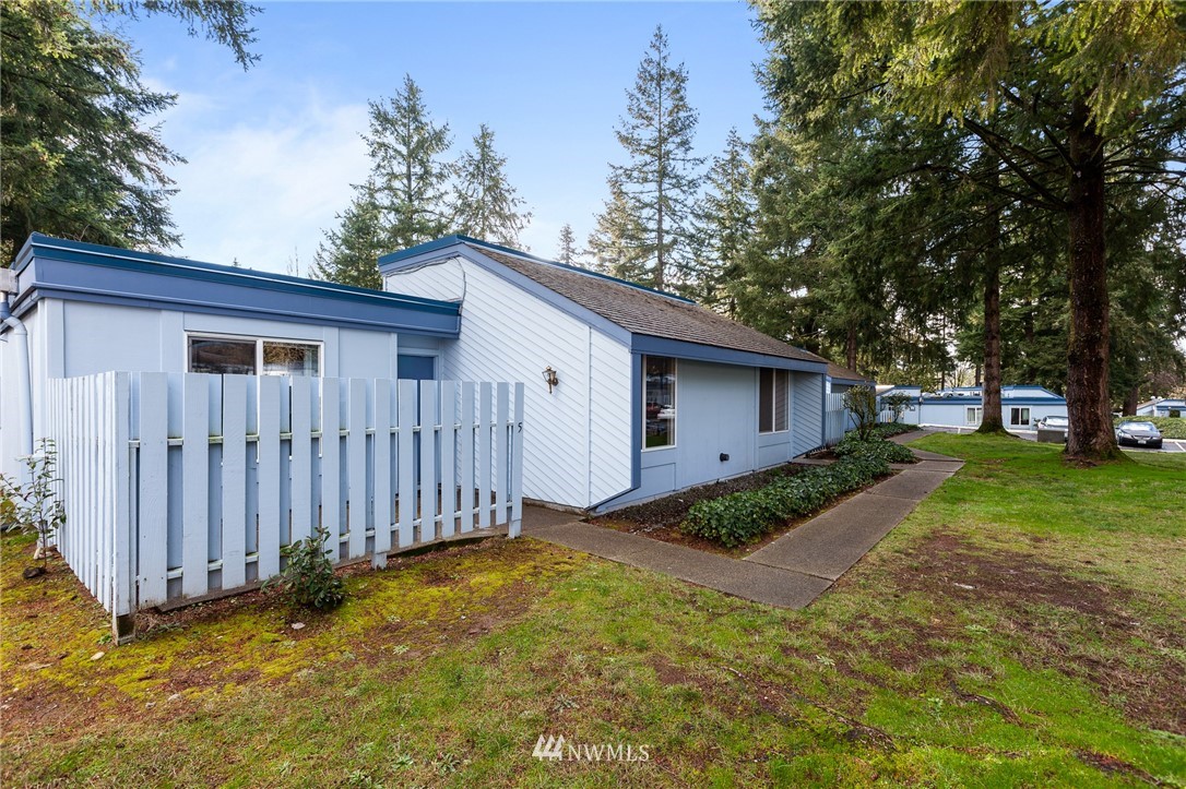 4308 Northeast Sunset Boulevard, Unit X5 Renton, WA 98059 - Photo 1 of 24 Gallery Image 1