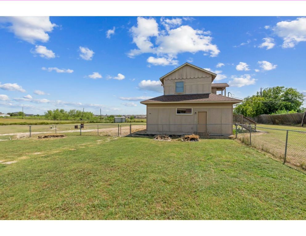 12015 Arnhamn Lane Manor, TX 78653 - Photo 30 of 35 a view of an outdoor space and a yard