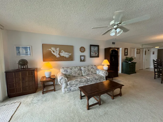 $4,300 | 5047 North Hwy A1A, Unit PH2, Fort Pierce, FL 34949