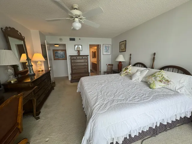 $4,300 | 5047 North Hwy A1A, Unit PH2, Fort Pierce, FL 34949