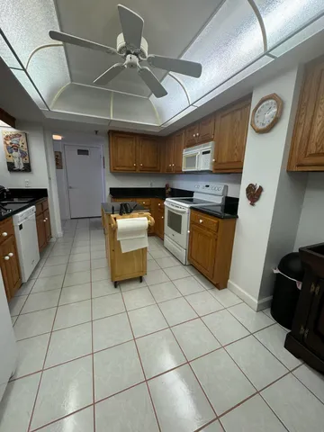 $4,300 | 5047 North Hwy A1A, Unit PH2, Fort Pierce, FL 34949