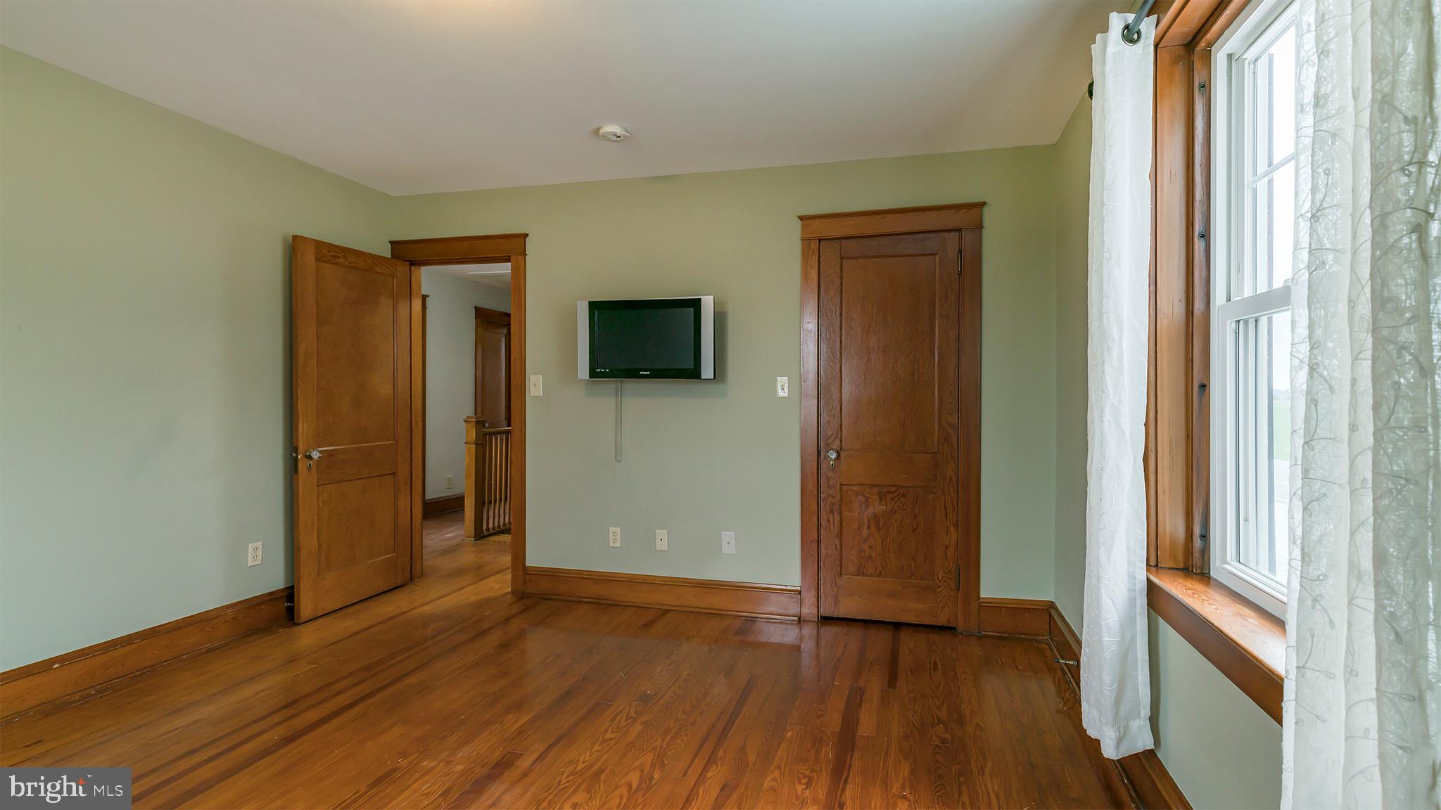 1673 Lancaster Road Manheim, PA 17545 - Photo 24 of 45