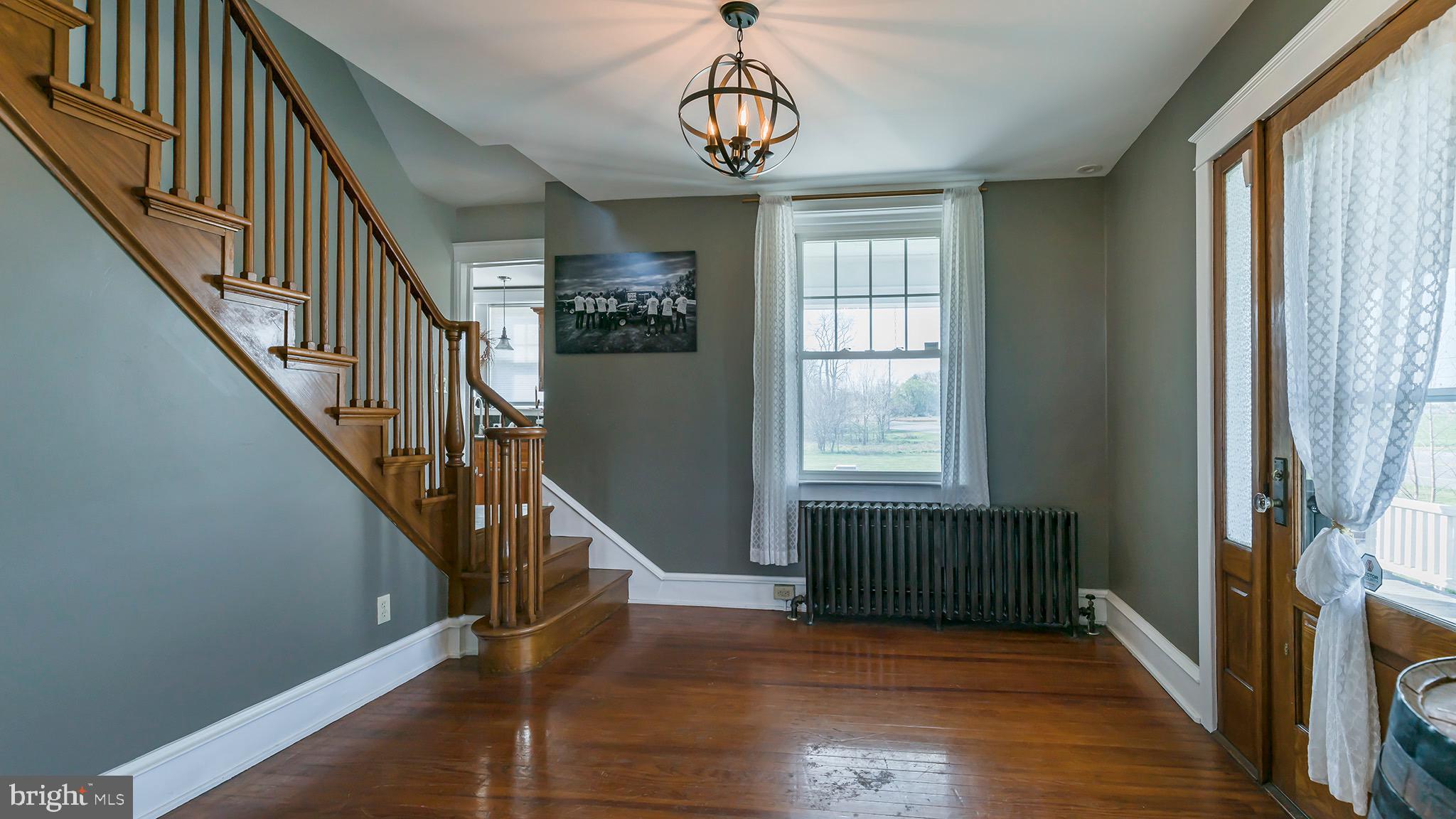 1673 Lancaster Road Manheim, PA 17545 - Photo 9 of 45