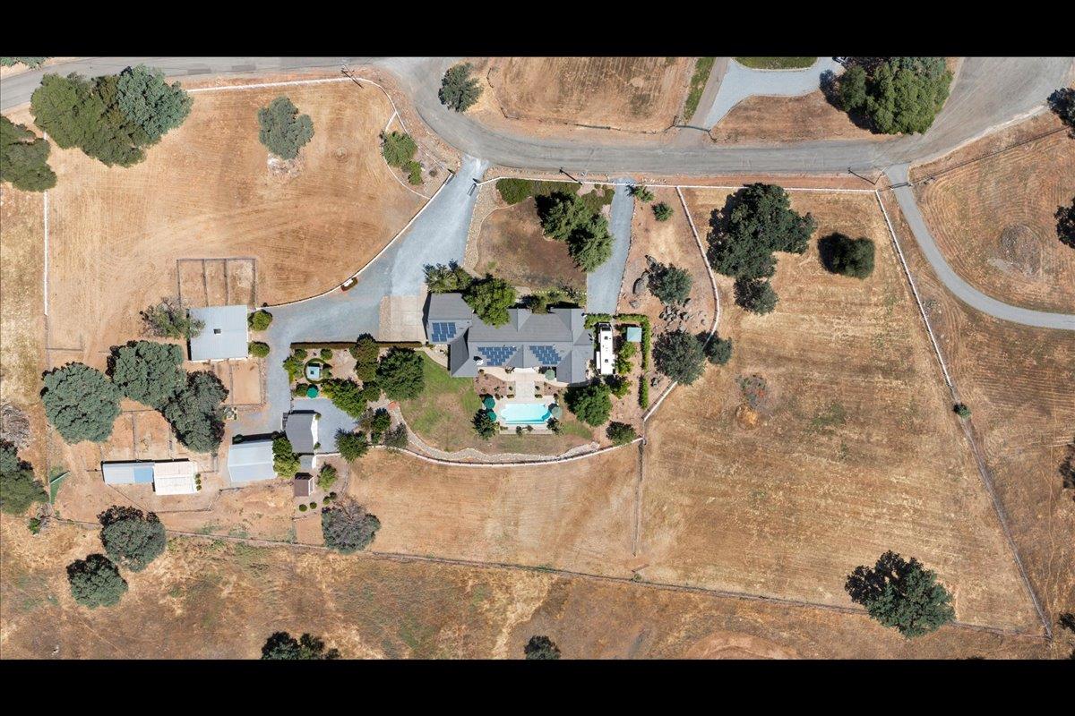 4558 Country View Court Cool, CA 95614 - Photo 11 of 71