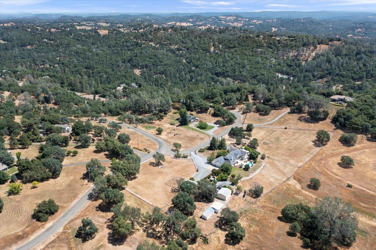 4558 Country View Court Cool, CA 95614 - Photo 15 of 71