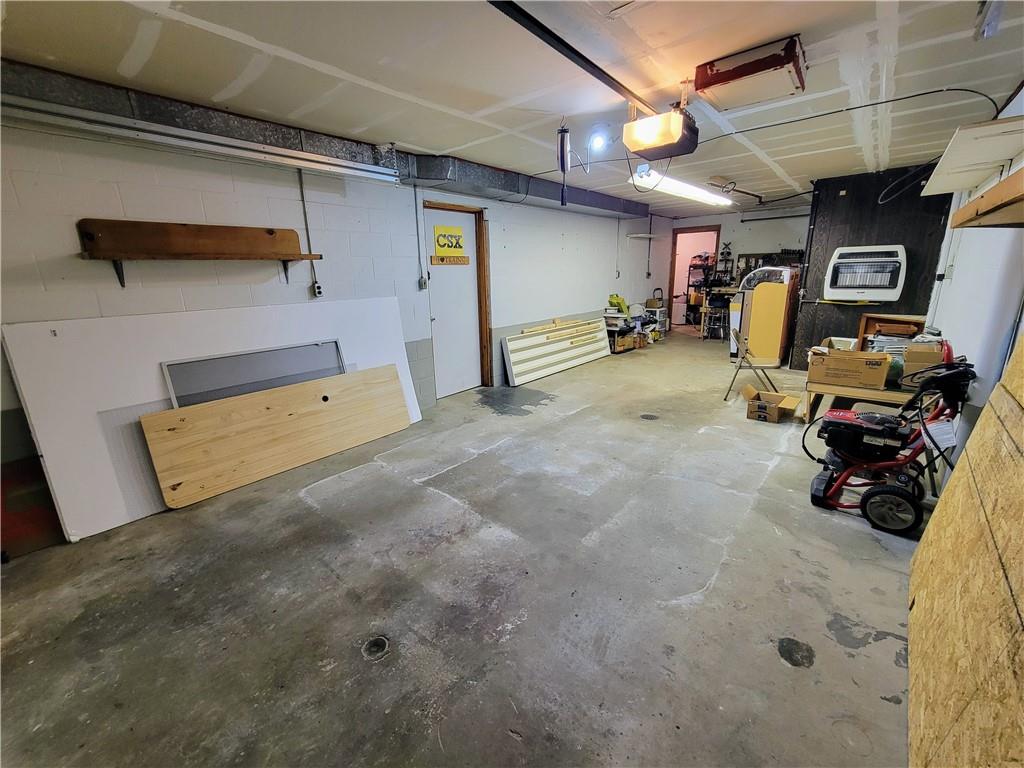 311 Elm Street Vandergrift, PA 15690 - Photo 34 of 47 a view of a room with gym equipment