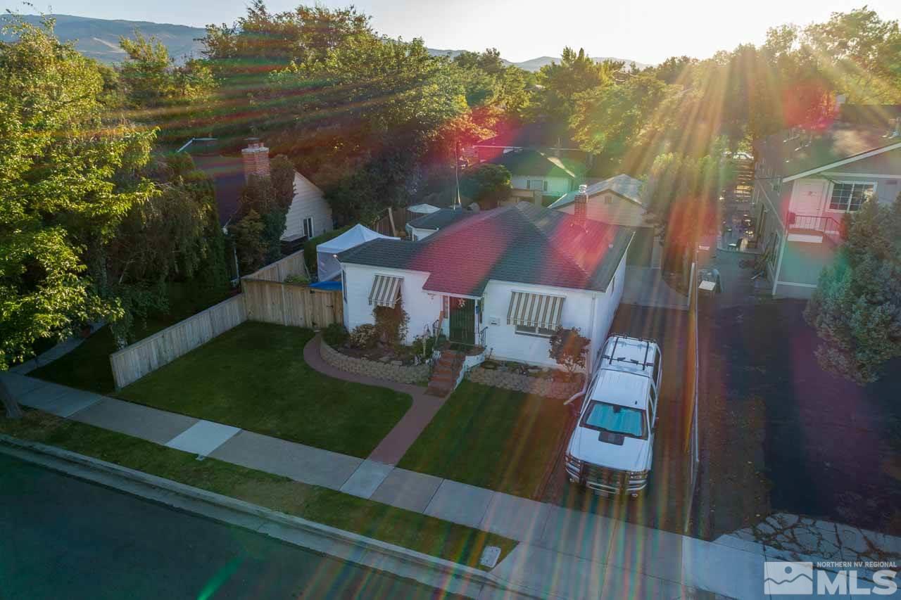 1011 Wright Street Reno, NV 89509 - Photo 2 of 21