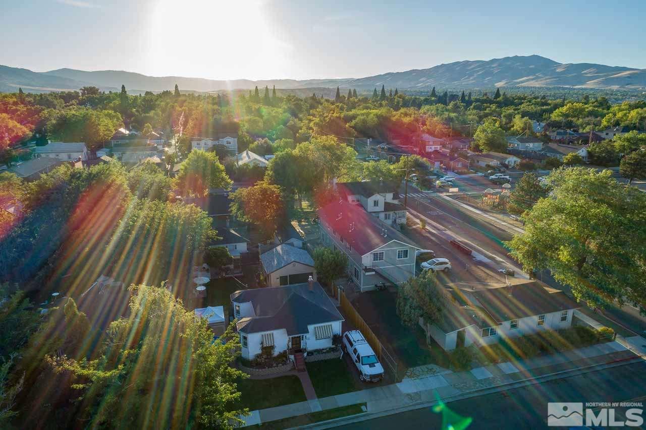 1011 Wright Street Reno, NV 89509 - Photo 7 of 21 a view of city and mountain