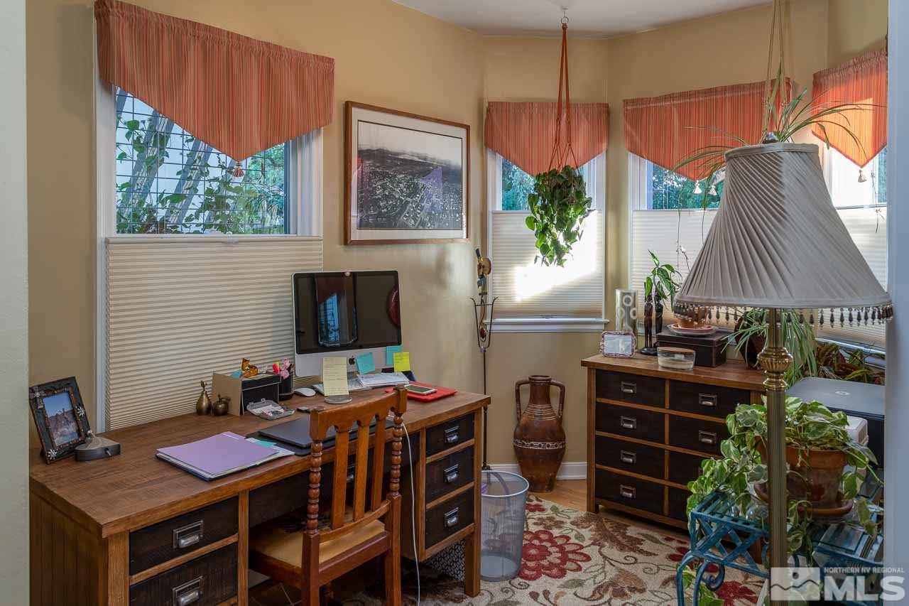 1011 Wright Street Reno, NV 89509 - Photo 9 of 21 a room with furniture and a window