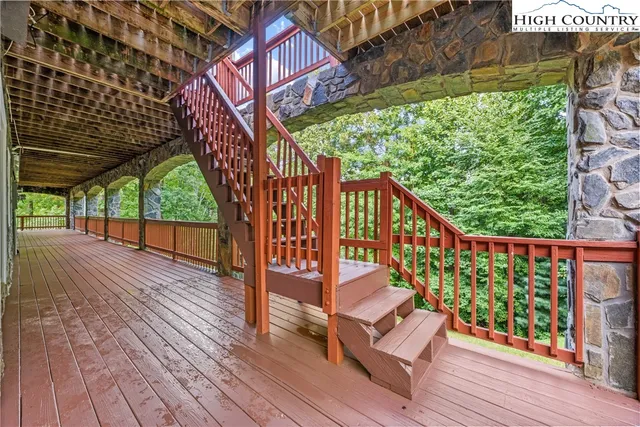 $875,000 | 167 Wagon Wheel Lane, Deep Gap, NC 28618