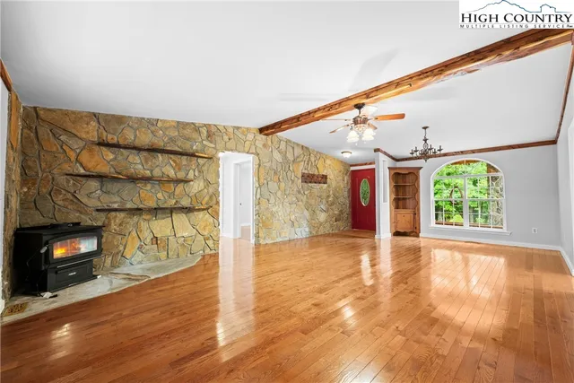 $875,000 | 167 Wagon Wheel Lane, Deep Gap, NC 28618