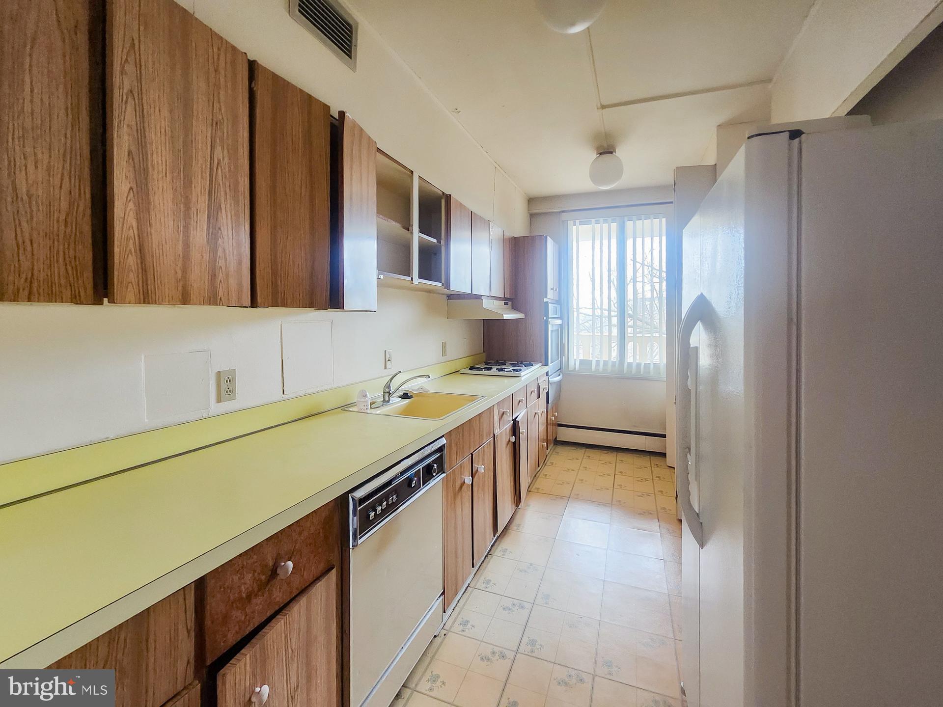 191 Presidential Boulevard, Unit R414 Bala Cynwyd, PA 19004 - Photo 9 of 20