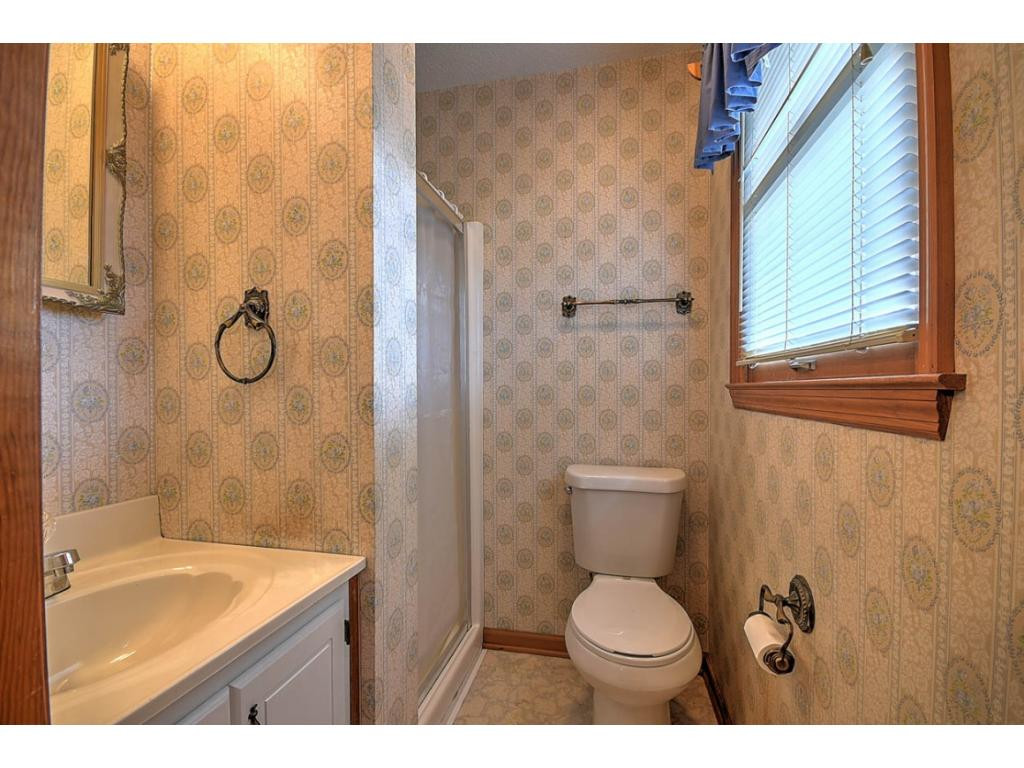 110 Raintree Circle Bristol, VA 24201 - Photo 12 of 27 Photo 12