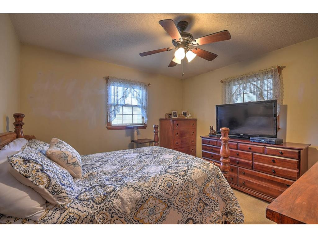 110 Raintree Circle Bristol, VA 24201 - Photo 16 of 27 Photo 16