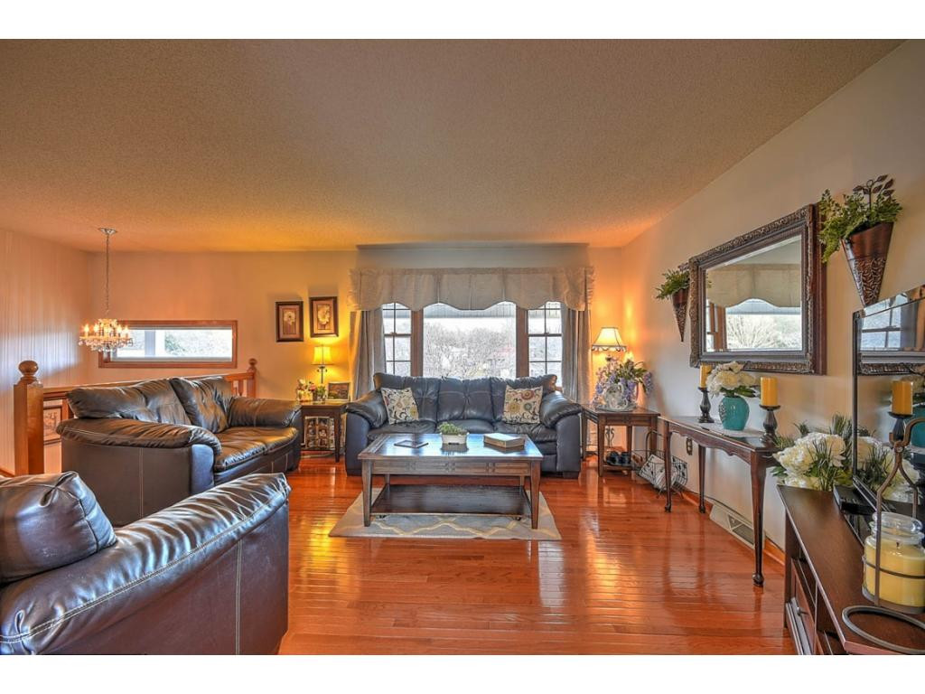 110 Raintree Circle Bristol, VA 24201 - Photo 2 of 27 Photo 2